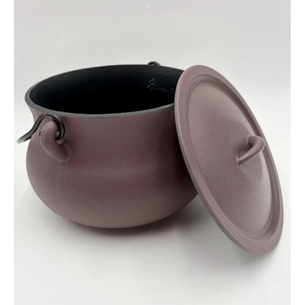 NEW!! Smith & Clark Ironworks 4 Qt Cauldron Pre-Seasoned Cast Iron Pot Purple